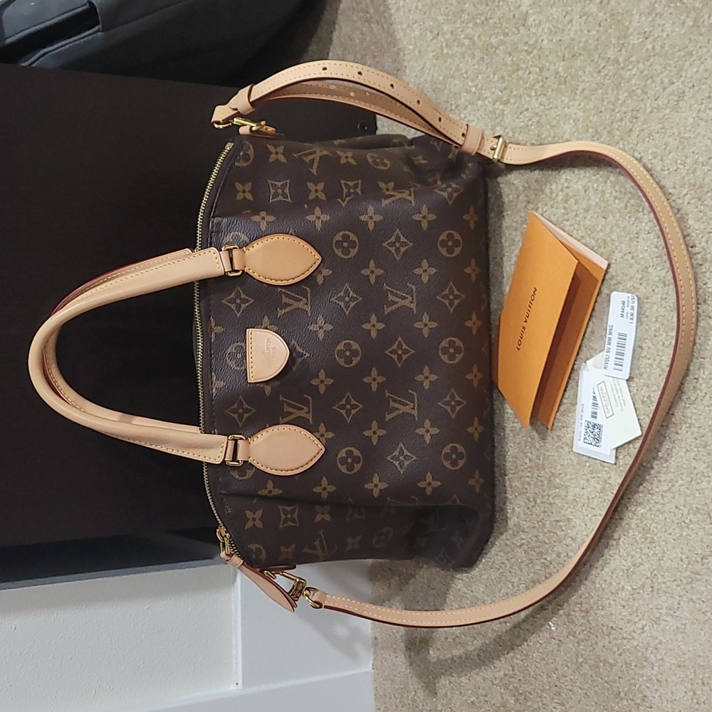 Louis Vuitton Rivoli MM